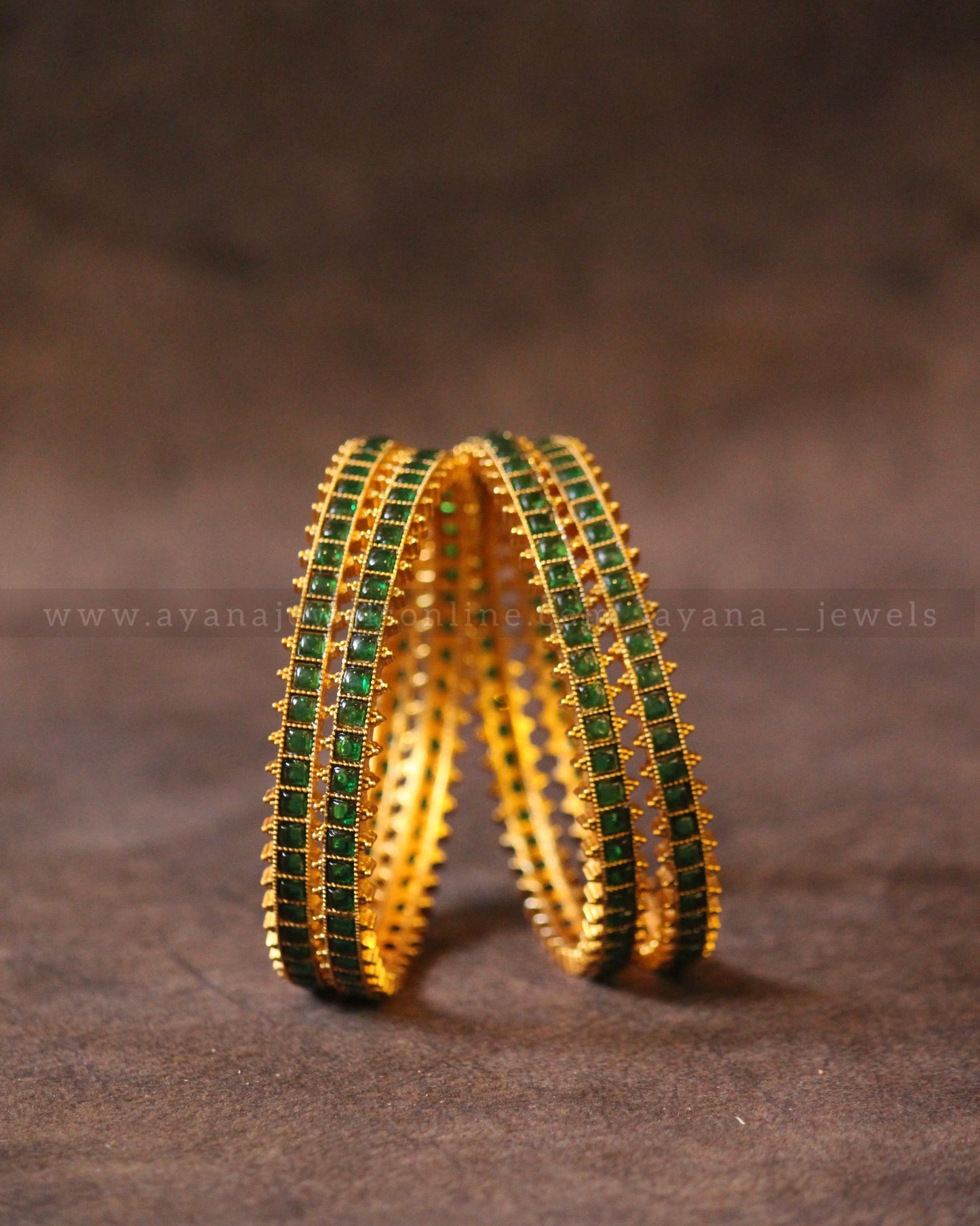 Square Kemp Stone Bangles (Set of 4)