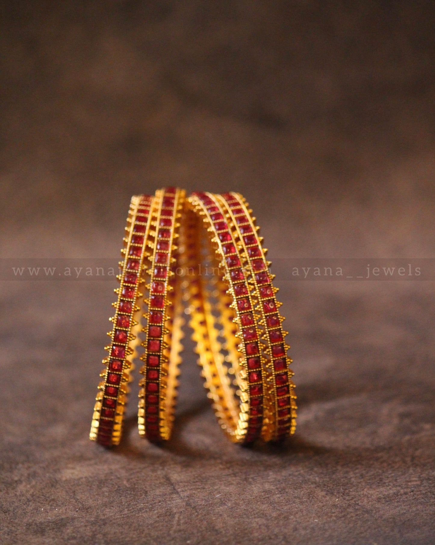 Square Kemp Stone Bangles (Set of 4)