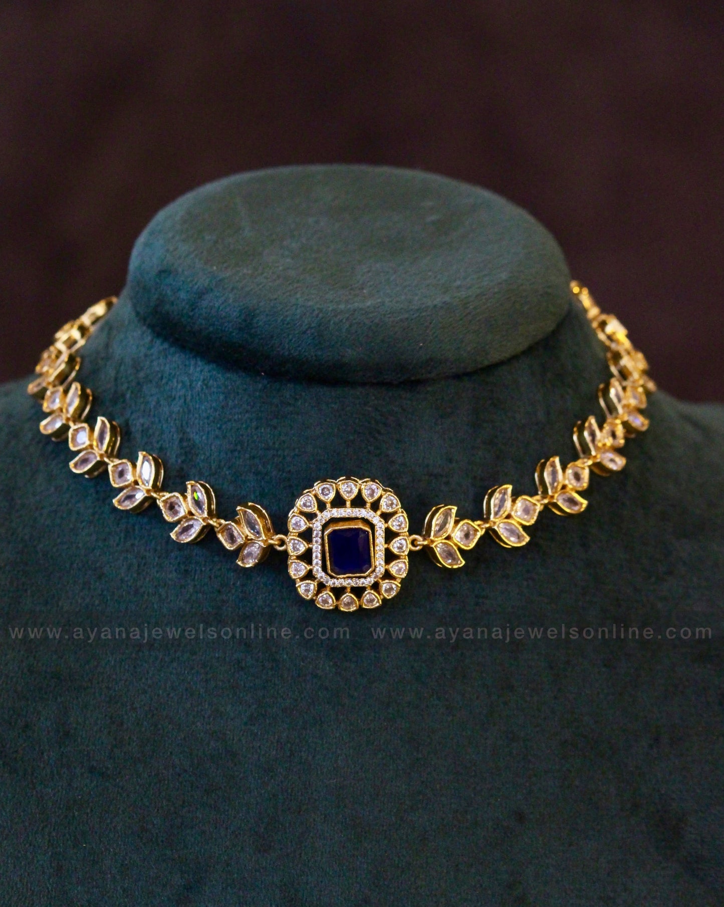 Premium 4 in 1 Petal Stone Changeable Necklace Set