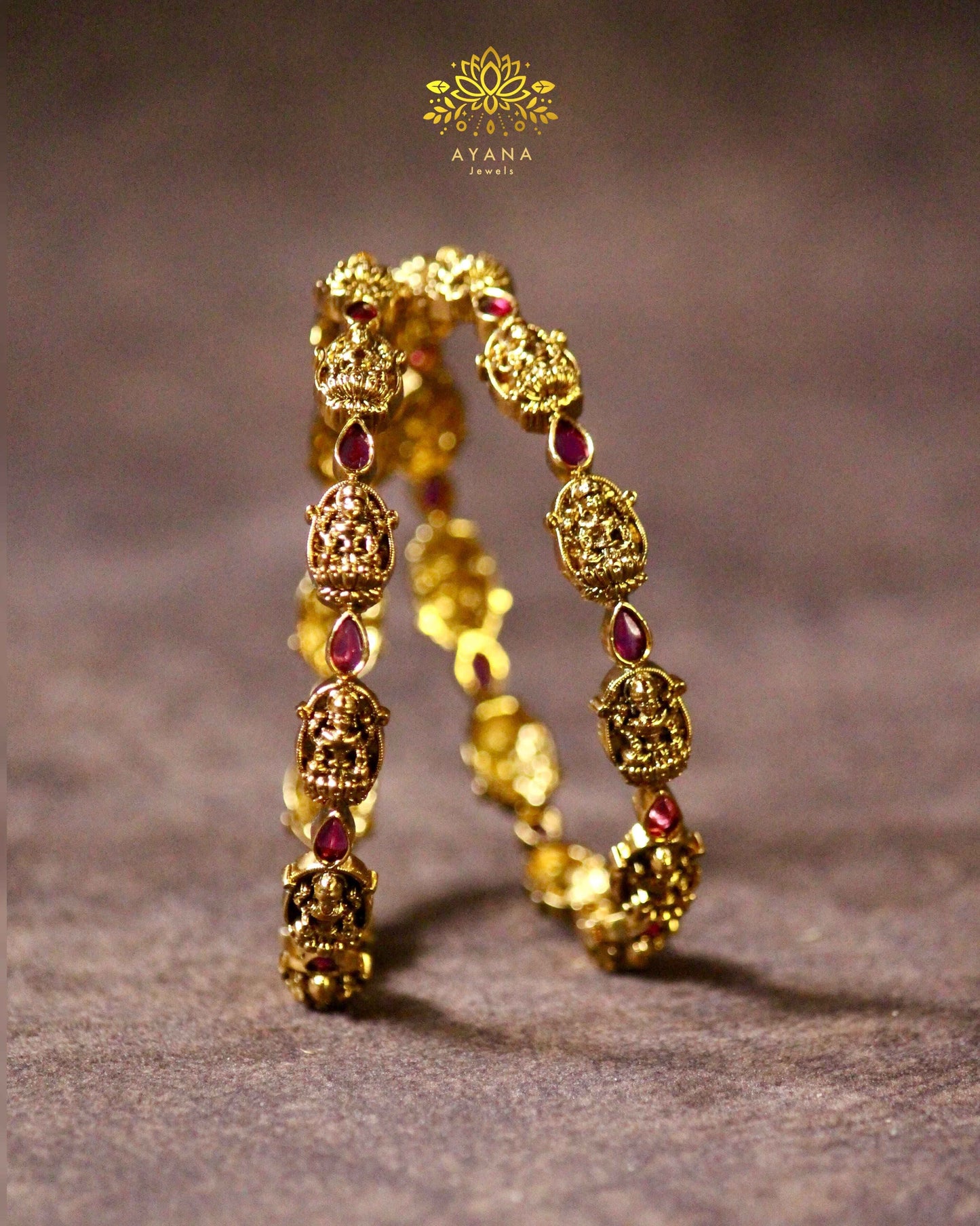 Matte finish Lakshmi Ruby / Green Stone bangle